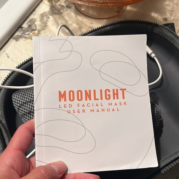 Aphrona LED facial mask - Picture 6 of 7